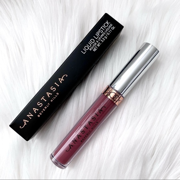 ABH Liquid Lipstick - Picture 1 of 4